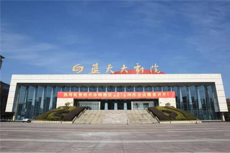 av丝袜在线的相关介绍