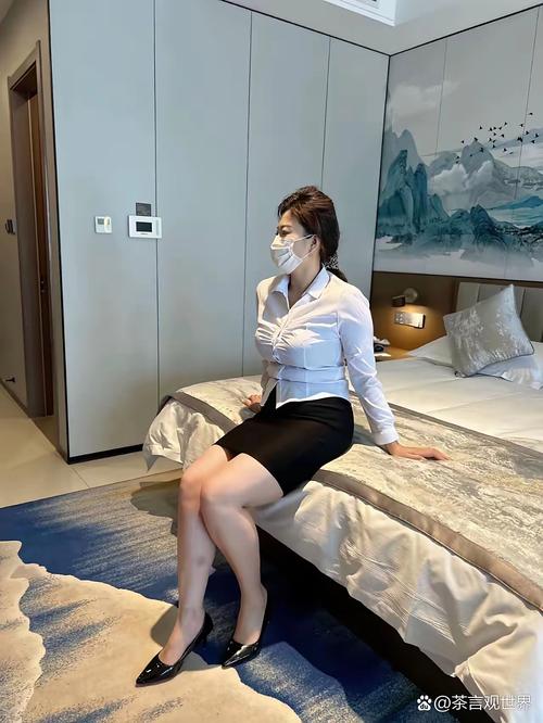 熟女人妻在线一区的相关介绍