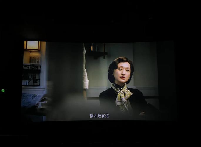 操哭美女校花的相关介绍