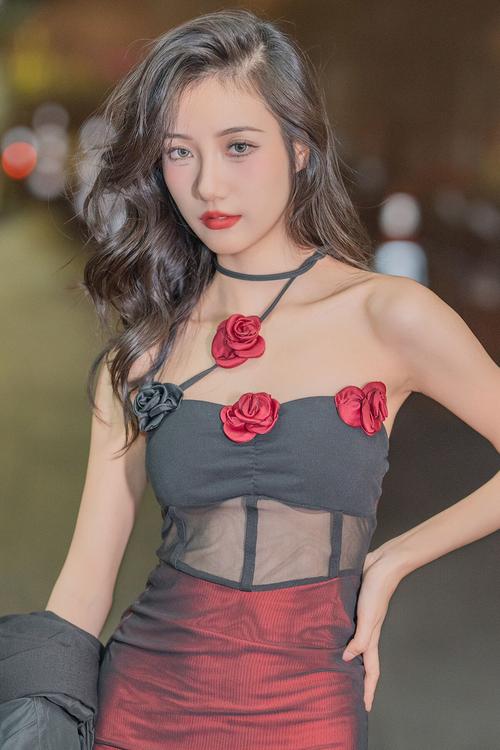 女性下身有黄色分泌物用什么药的相关介绍