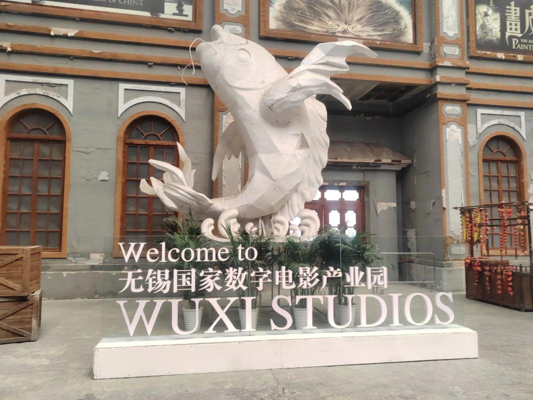 把美女按在床上狂草av的相关介绍