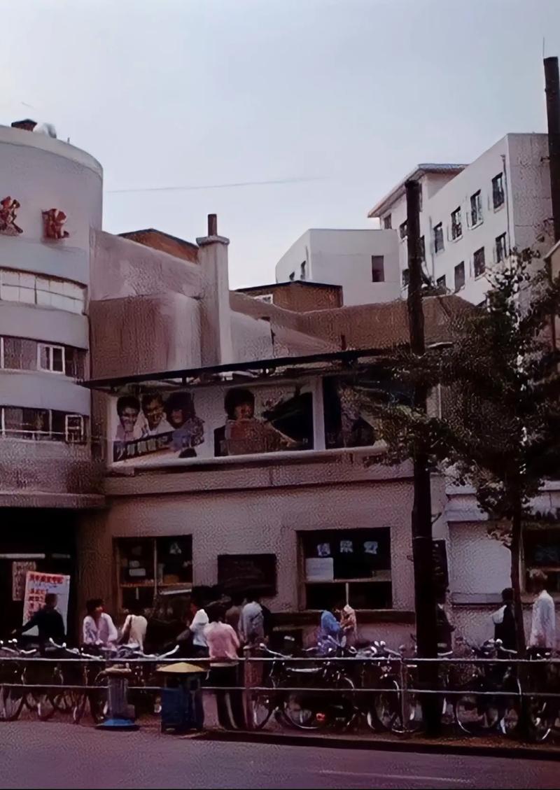 97人伦影院a级毛片的相关介绍