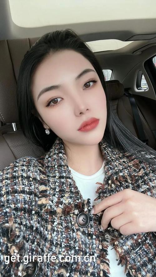 操警花的相关介绍