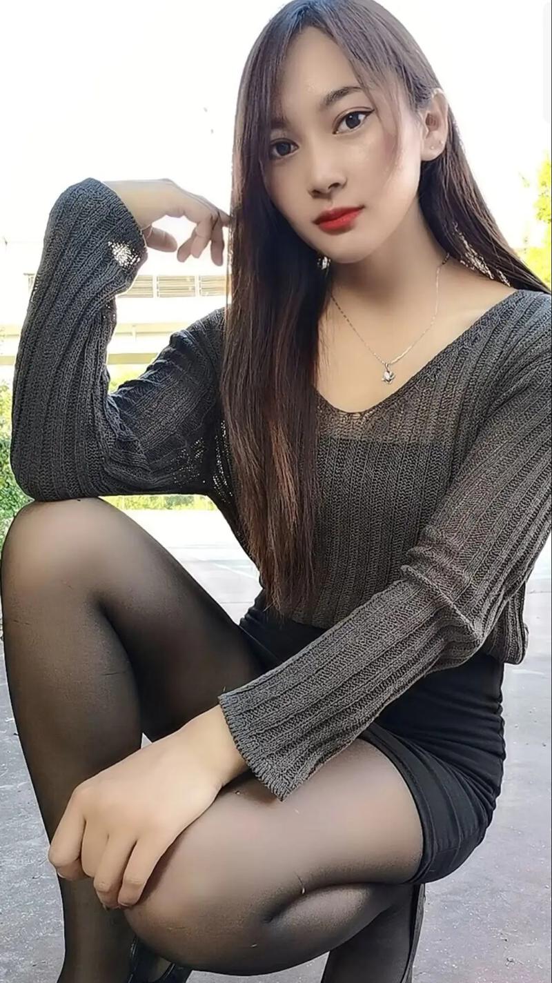 亚洲欧美狂白浆一区二区的相关介绍