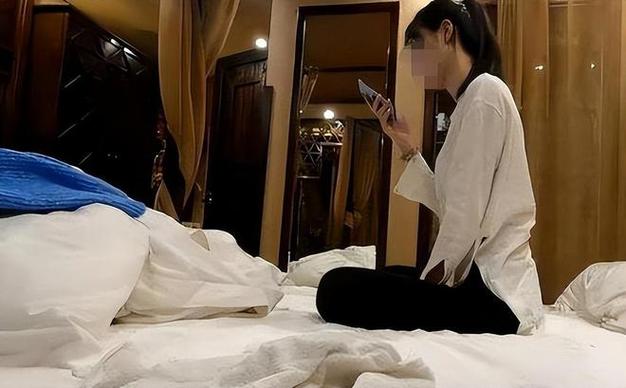 少妇后入av的相关介绍