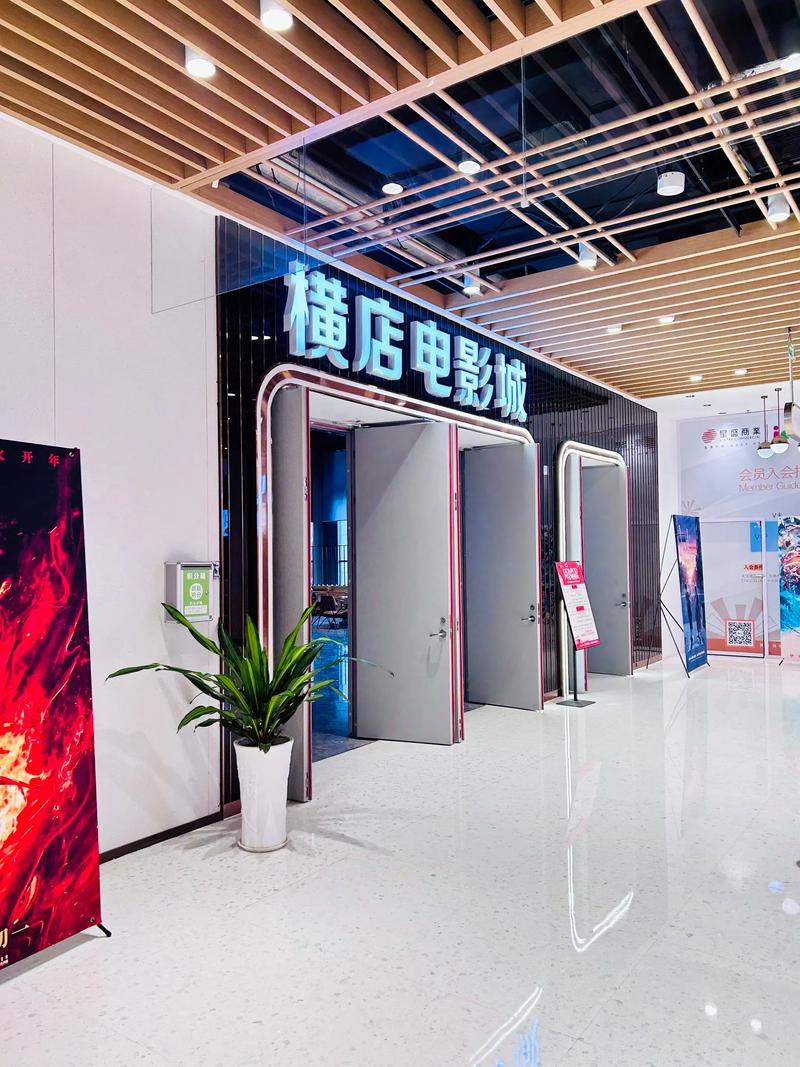 香港精品少妇偷人av的相关介绍