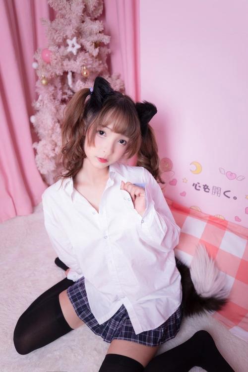 18禁午夜在线的相关介绍