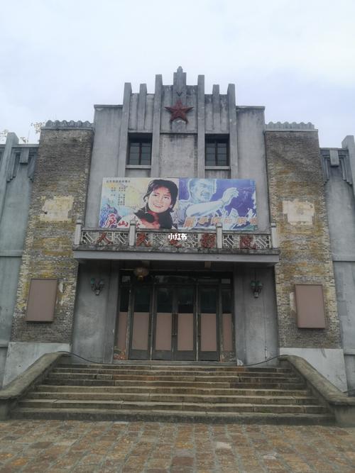 欧美乱偷一区二区三区在线的相关介绍