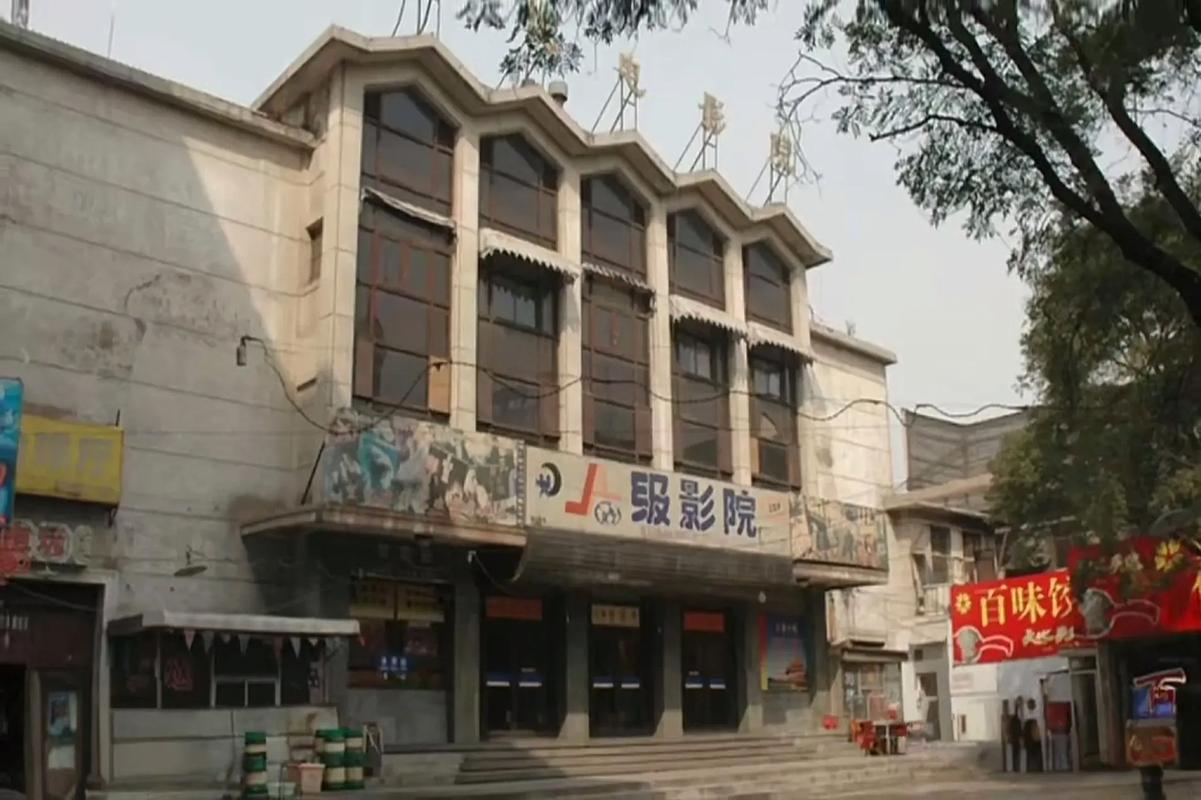 美女爆操 白浆视频的相关介绍