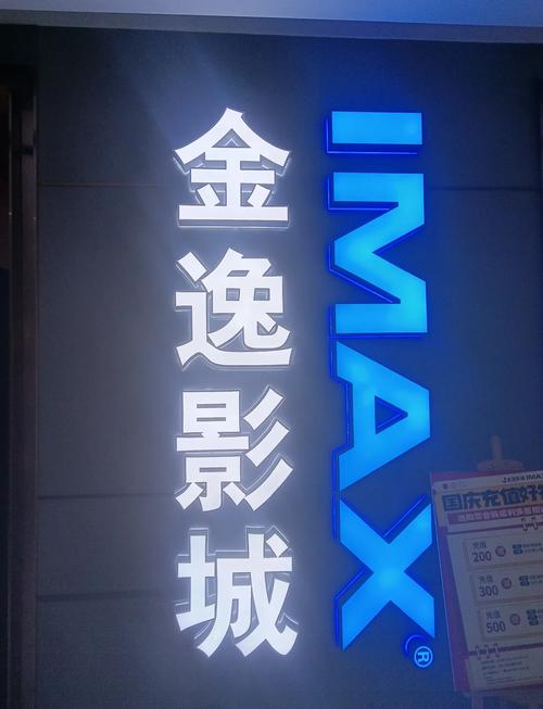 亚洲乳大丰满中文字幕少妇av的相关介绍