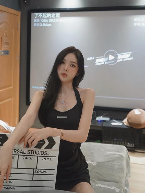 免费美女小黄片av的相关介绍