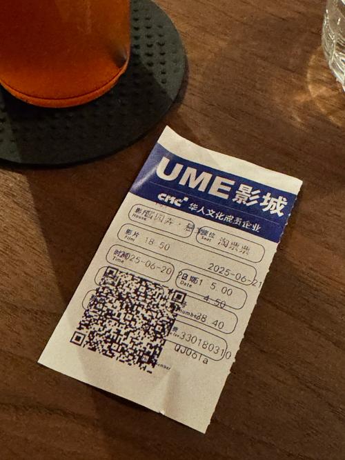 一边摸一边亲一边做的相关介绍
