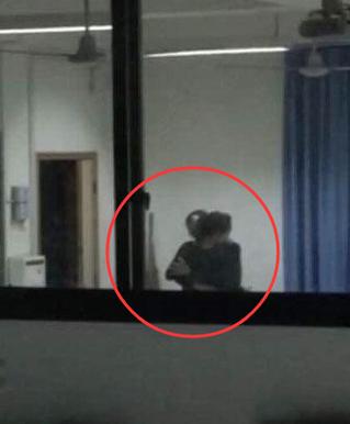 久久久av色的相关介绍