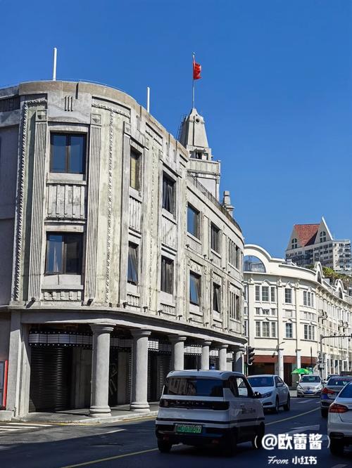 成龙电影院影讯的相关介绍